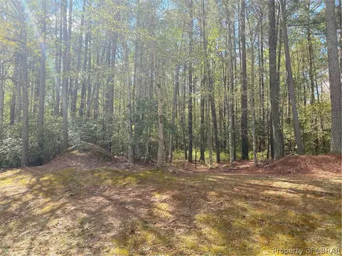 85 Eagles Trce, Lancaster, VA 22503