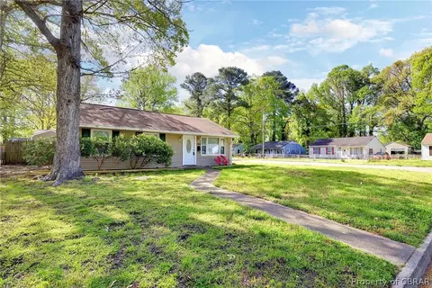 100 Tucker Ln, Hampton, VA 23669 photo 2