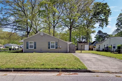100 Tucker Ln, Hampton, VA 23669 photo 4