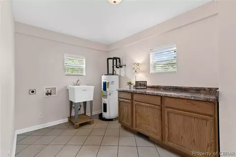 501 Chapel St, Hampton, VA 23669 photo 4