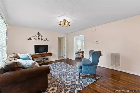 501 Chapel St, Hampton, VA 23669 photo 2