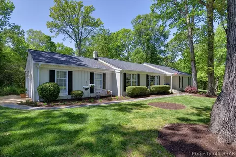 101 Wake Robin Rd, Williamsburg, VA 23185 photo 3