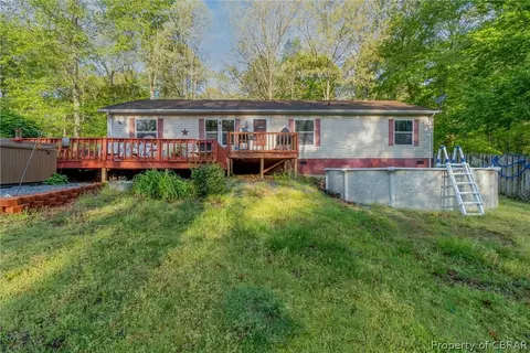 8984 Indian Rd, Gloucester, VA 23061 photo 1