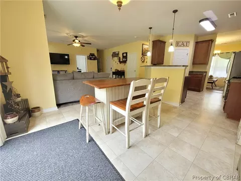 6189 Ruth Dr, Gloucester, VA 23061 photo 10