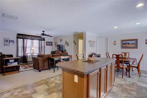4396 Dragon Dr, Saluda, VA 23149 photo 2