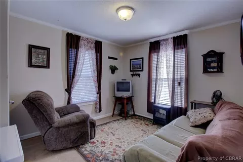 4396 Dragon Dr, Saluda, VA 23149 photo 11
