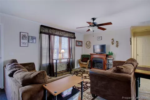 4396 Dragon Dr, Saluda, VA 23149 photo 10