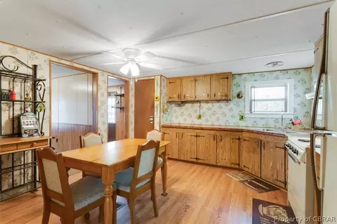 5293 Gum Tree Ln, Gloucester, VA 23061 photo 9