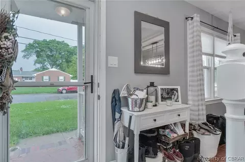 104 Watkins Dr, Hampton, VA 23669 photo 2