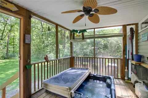 11039 Piankatank Dr, Gloucester, VA 23061 photo 17
