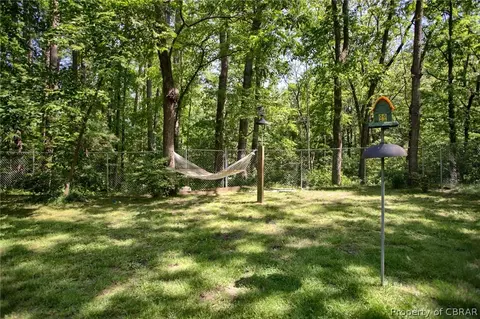 11039 Piankatank Dr, Gloucester, VA 23061 photo 2