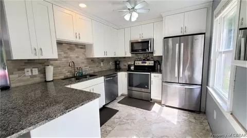 4501 Hickory Fork Rd, Gloucester, VA 23061 photo 3