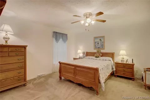 5609 Howard Ln, Gloucester, VA 23061 photo 19