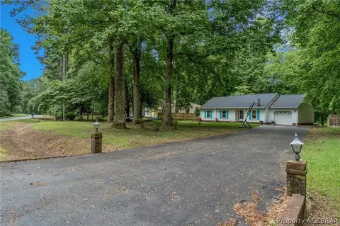4342 Wigeon Cir, Gloucester, VA 23061 photo 3