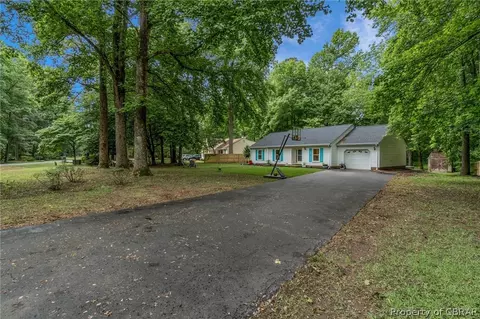 4342 Wigeon Cir, Gloucester, VA 23061 photo 2