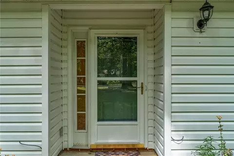 4342 Wigeon Cir, Gloucester, VA 23061 photo 6