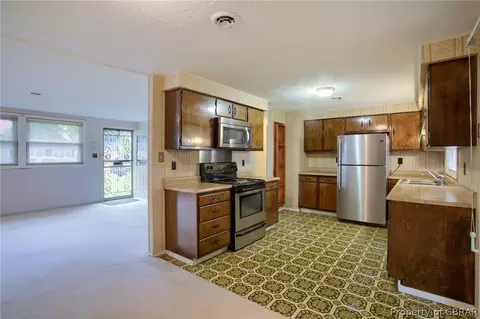 1509 Canavan Dr, Hampton, VA 23663 photo 8