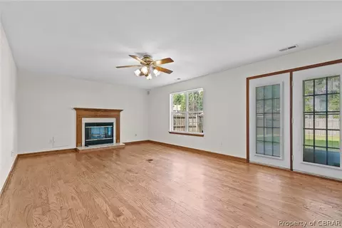 5 Meadow Ln, Hampton, VA 23666 photo 5