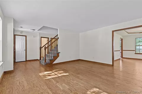 5 Meadow Ln, Hampton, VA 23666 photo 9