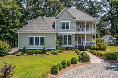 3215 Weems Rd, Weems, VA 22576 photo 6