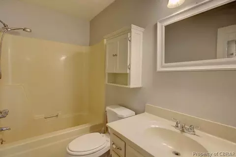 4476 Old Squaw Ln, Gloucester, VA 23061 photo 16