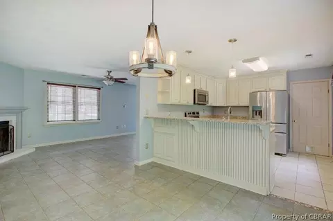 4476 Old Squaw Ln, Gloucester, VA 23061 photo 5