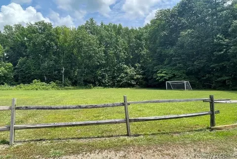 4476 Old Squaw Ln, Gloucester, VA 23061 photo 26