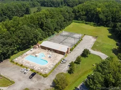 4476 Old Squaw Ln, Gloucester, VA 23061 photo 19