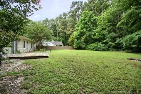 4476 Old Squaw Ln, Gloucester, VA 23061 photo 17