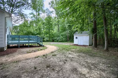 9014 Marlfield Rd, Gloucester, VA 23061 photo 6