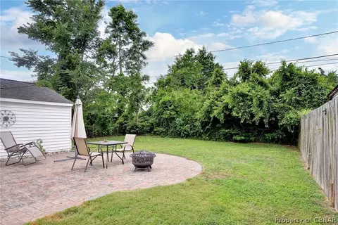 125 Chesterfield Rd, Hampton, VA 23661 photo 6
