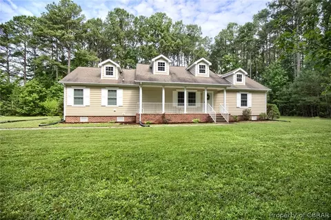 4732 Aberdeen Creek Rd, Gloucester, VA 23061 photo 2