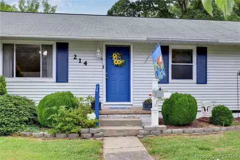 214 Winchester Dr, Hampton, VA 23666 photo 3