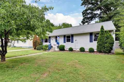 214 Winchester Dr, Hampton, VA 23666 photo 2