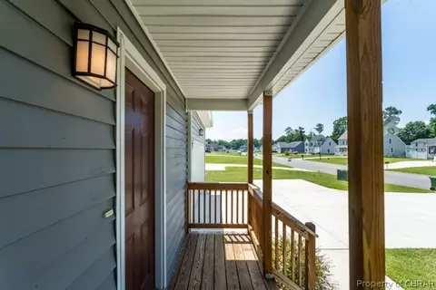 218 Pointers Dr, West Point, VA 23181 photo 4