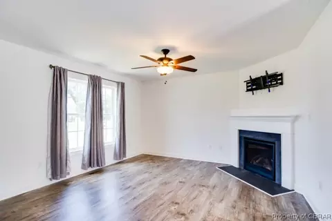218 Pointers Dr, West Point, VA 23181 photo 7
