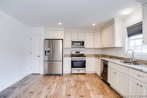 218 Pointers Dr, West Point, VA 23181 photo 12