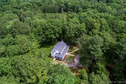 315 Holland Point Rd, Dutton, VA 23050 photo 4