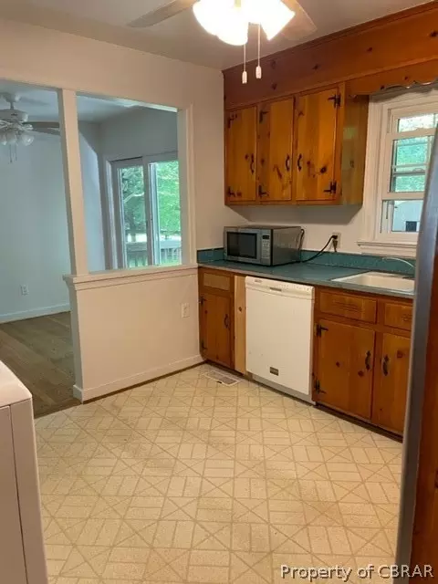 7751 Belroi Rd, Gloucester, VA 23061 photo 11