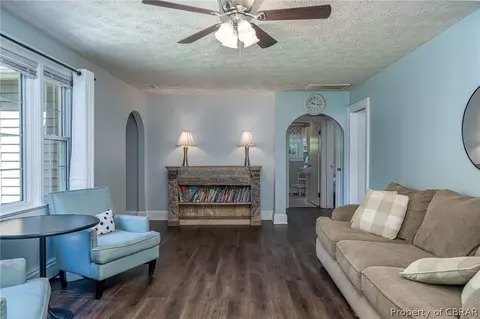 1461 Tarleton Rd, Gloucester Point, VA 23062 photo 8