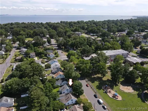 310 Cherokee Rd, Hampton, VA 23661 photo 1