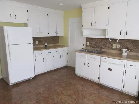 106 Parsonage Ln, Hampton, VA 23669 photo 13
