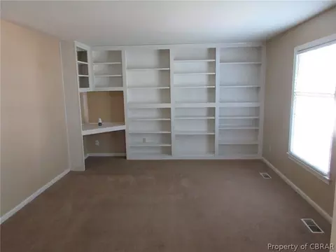 106 Parsonage Ln, Hampton, VA 23669 photo 9