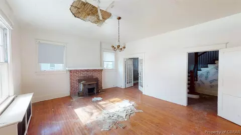 240 E Main St, Waverly, VA 23890 photo 6