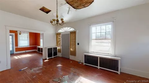 240 E Main St, Waverly, VA 23890 photo 7