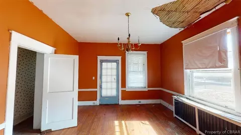 240 E Main St, Waverly, VA 23890 photo 9