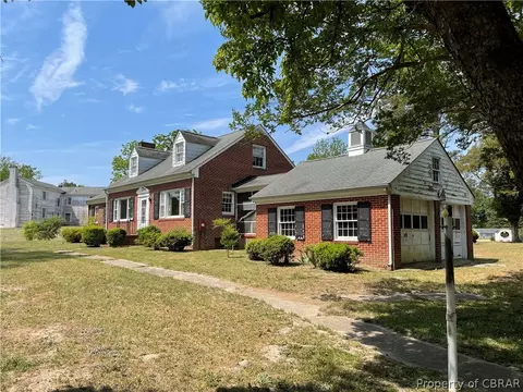 7226 Main St, Gloucester, VA 23061 photo 3