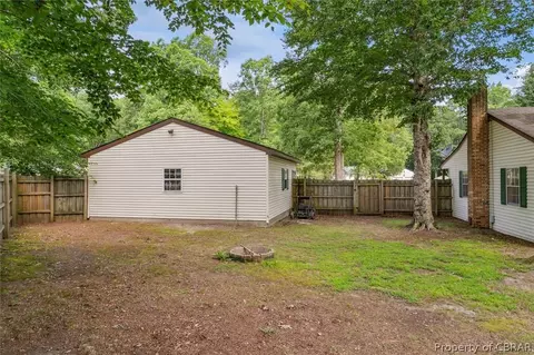 8241 Sheffield Dr, Gloucester, VA 23061 photo 29