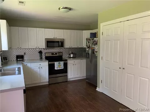 257 Dixie Dr, Dutton, VA 23050 photo 9