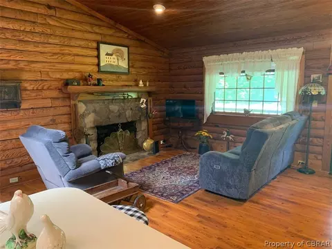 385 Edgewater Rd, Saluda, VA 23149 photo 5